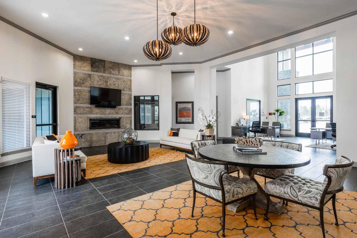 Spacious Furnished Resort Style Apartments Томбол Екстериор снимка
